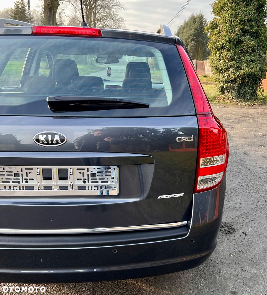 Kia Ceed - 30