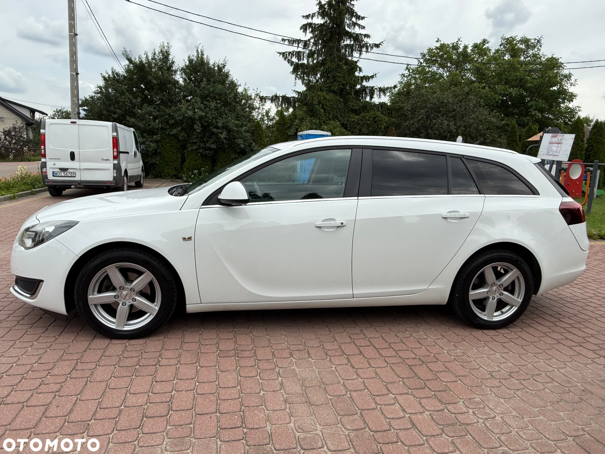 Opel Insignia - 18
