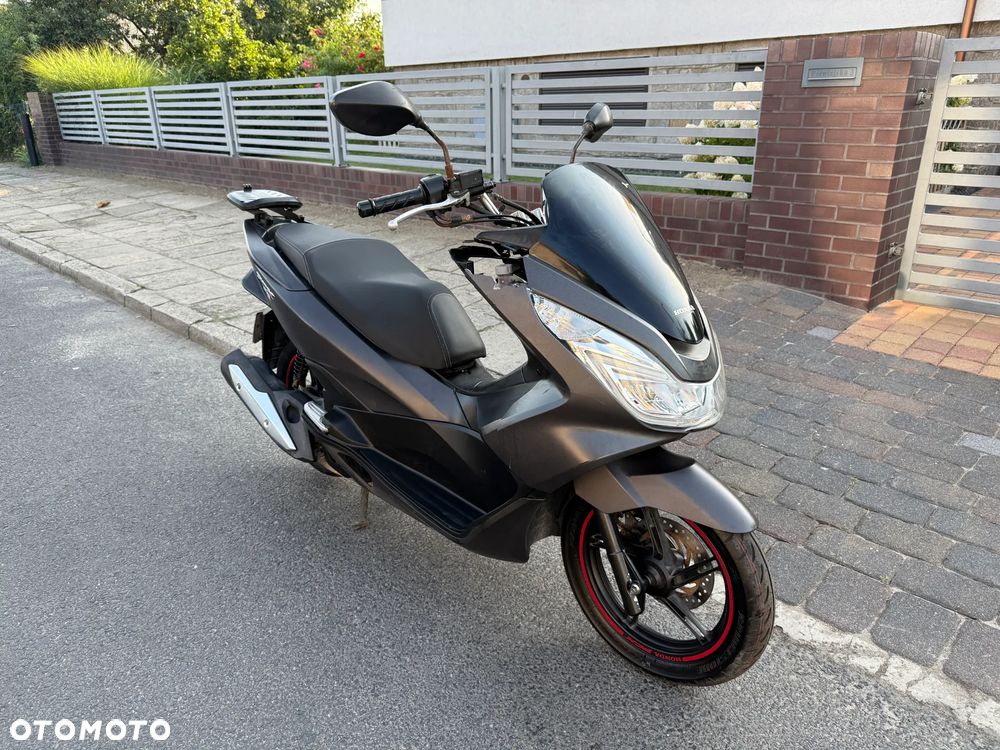 Honda PCX - 1