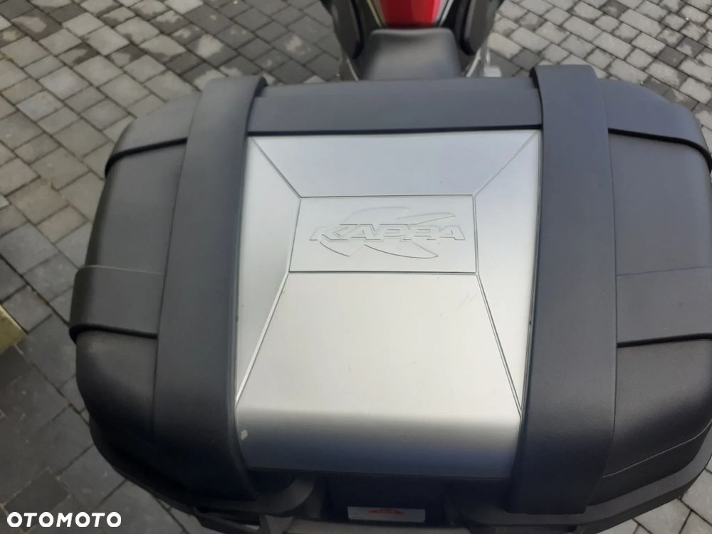 Honda VFR - 10