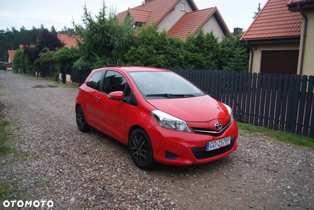 Toyota Yaris 1.0 Luna EU5 - 3