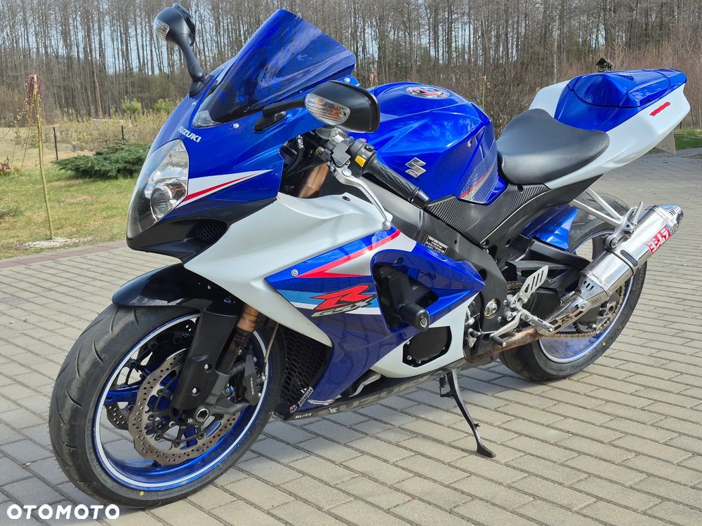 Suzuki GSX-R - 1