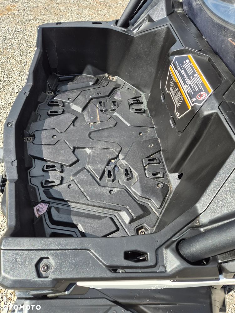 Can-Am Maverick - 14