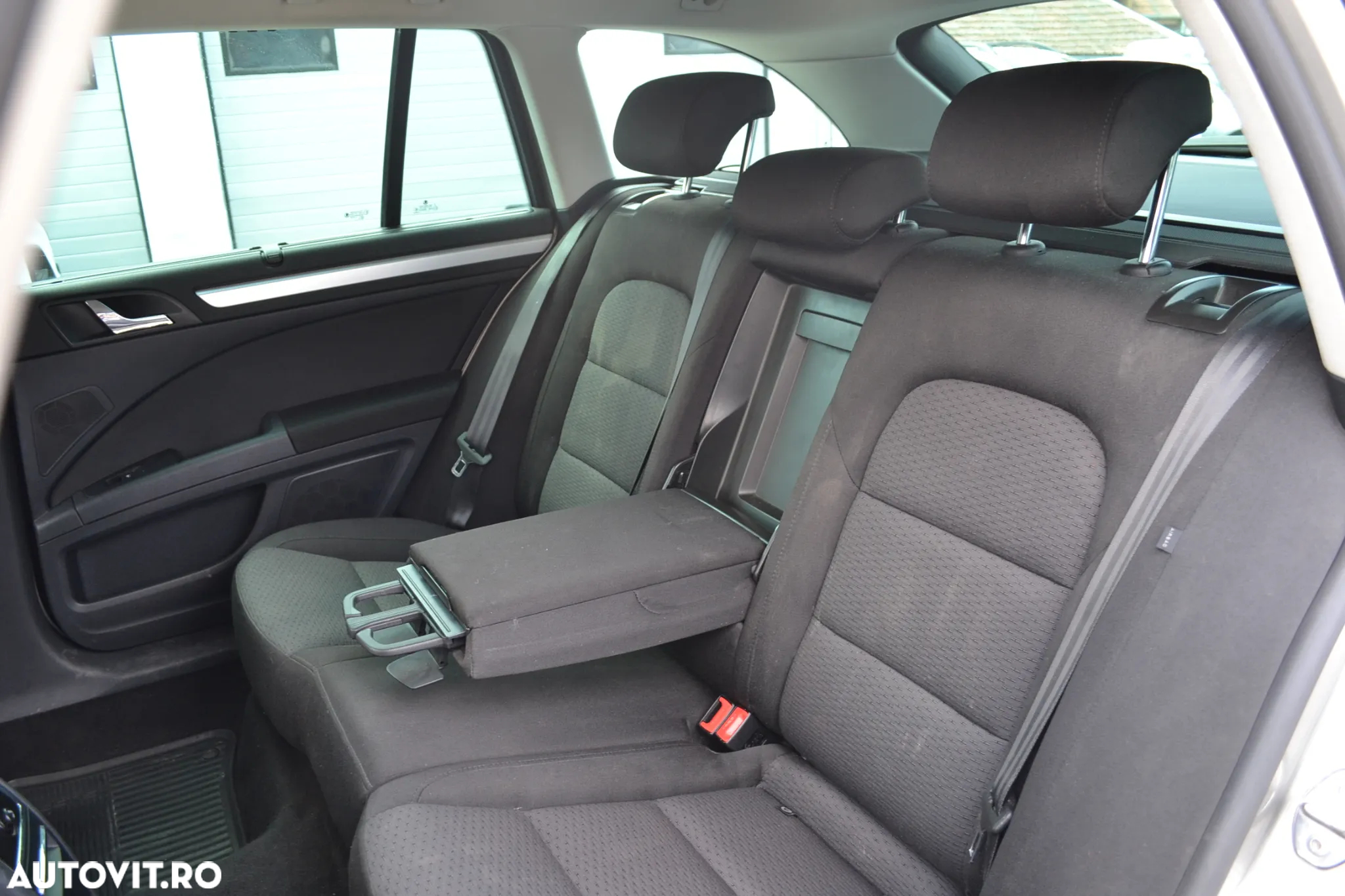 Skoda Superb 1.8 TSI Ambition DSG - 23