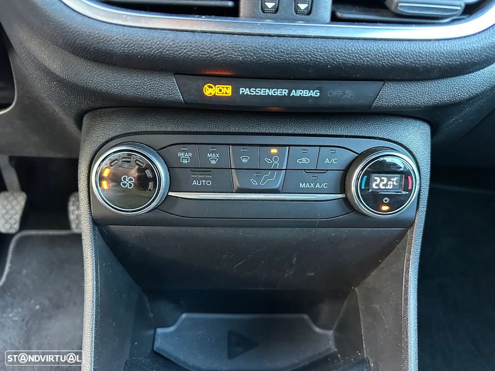 Ford Fiesta 1.0 EcoBoost Active+ - 33