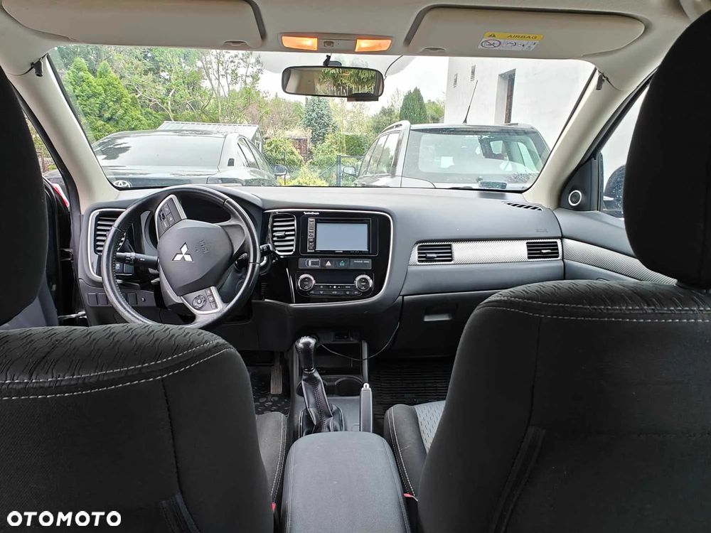Mitsubishi Outlander 2.0 Intense 2WD - 6