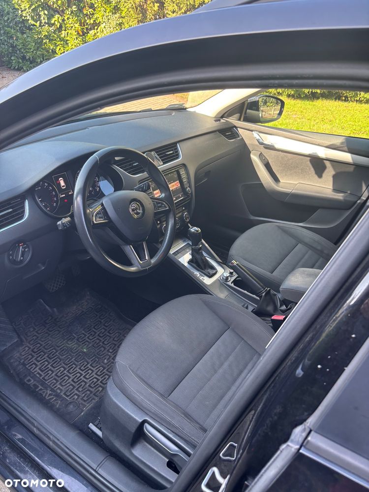 Skoda Octavia 2.0 TDI Style DSG - 13