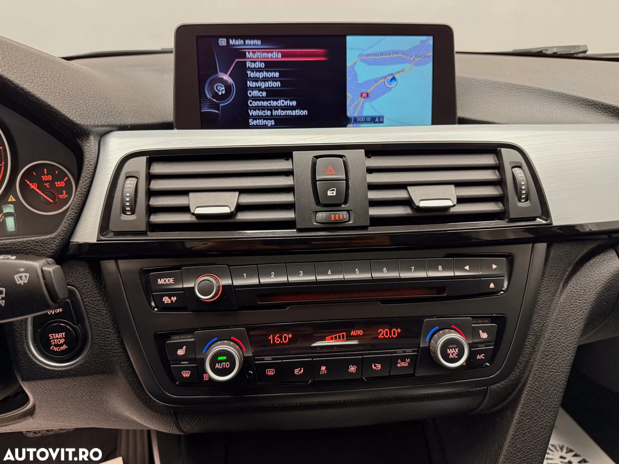 BMW Seria 3 320d Touring Aut. Modern Line - 34