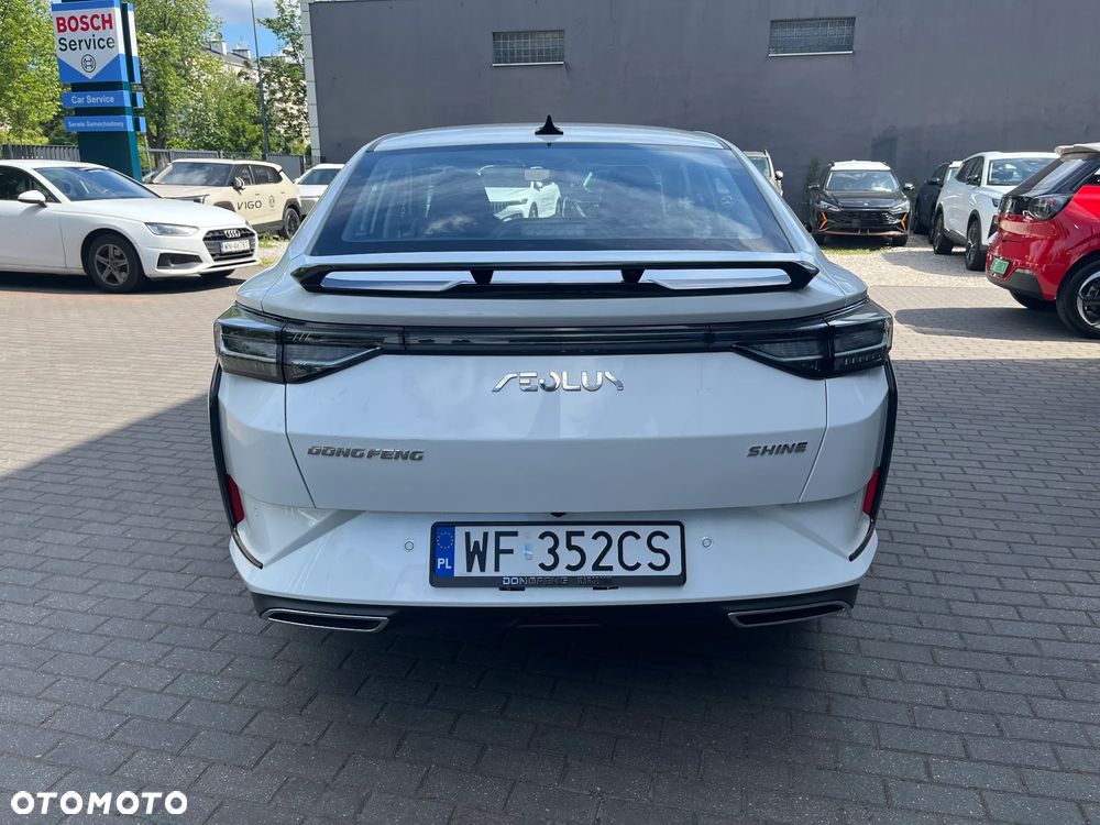 Dongfeng Shine - 7