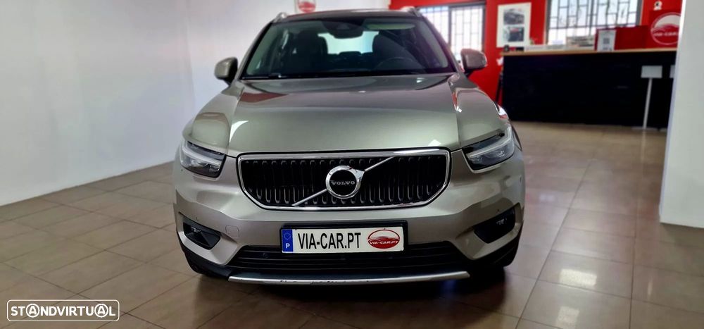 Volvo XC 40 1.5 T2 Momentum Plus Geartronic - 42
