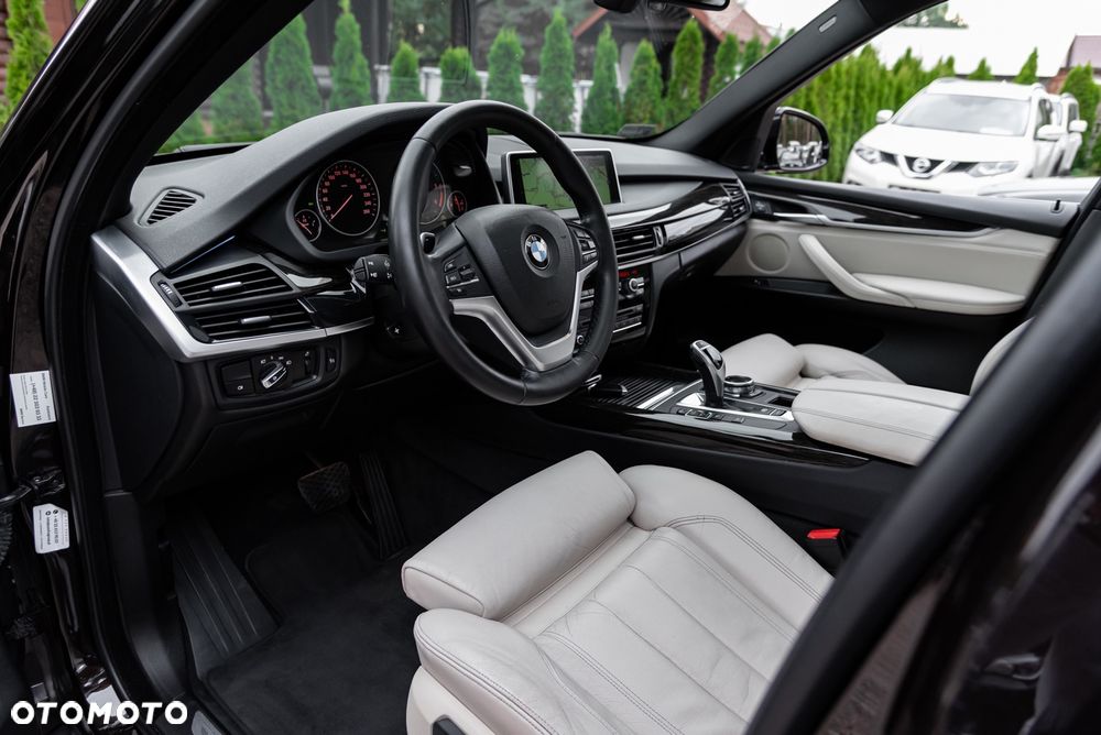 BMW X5 xDrive40d Sport-Aut - 16