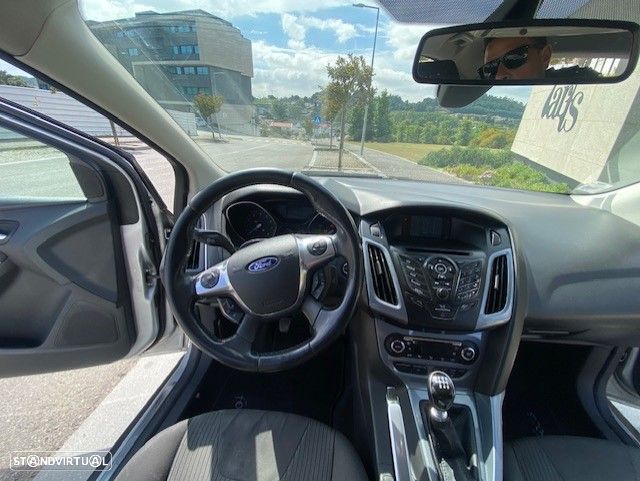 Ford Focus 1.0 SCTi Titanium - 16