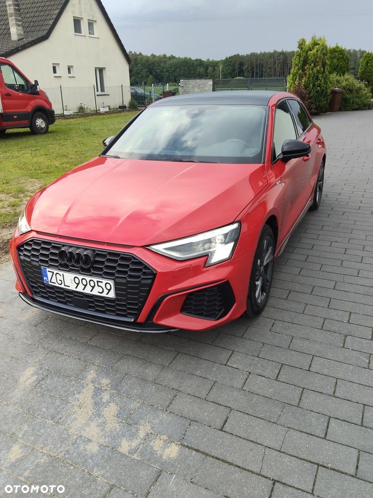 Audi A3 Sportback - 1