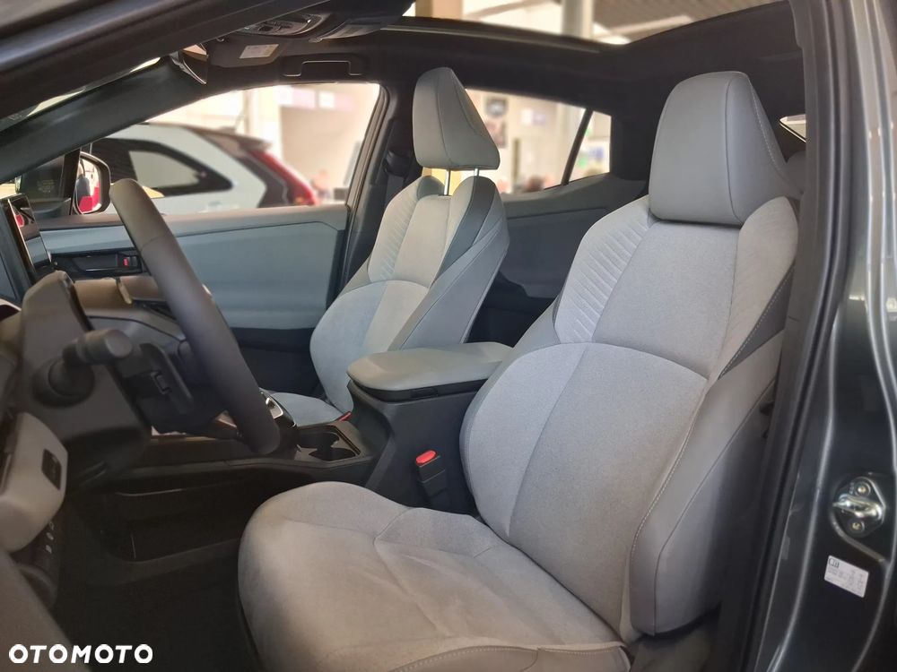 Toyota C-HR+ 77kWh 4x4 Executive - 8