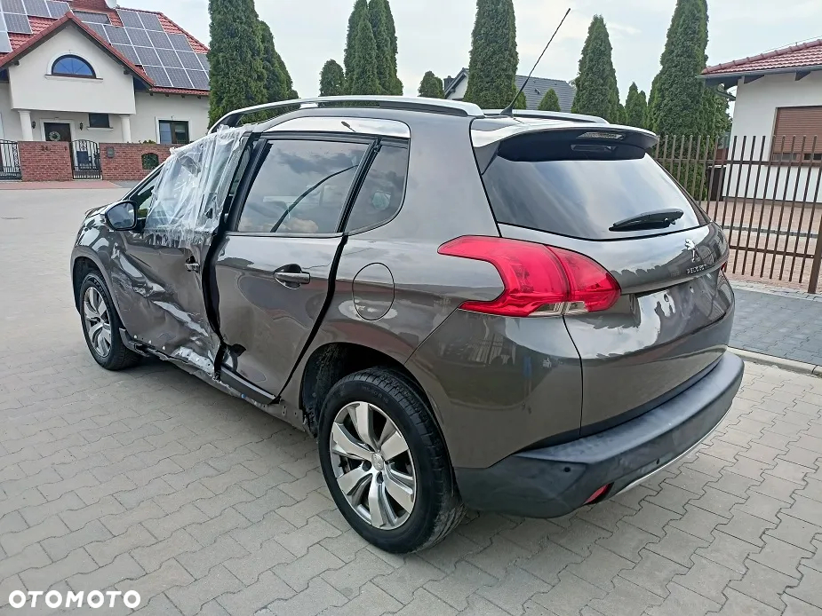 Peugeot 2008 1.2 Pure Tech GPF Crossway S&S - 5