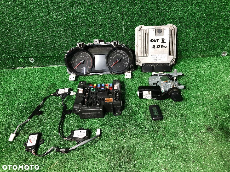 MITSUBISHI OUTLANDER II LIFT 2.0 DID ZESTAW STARTOWY KEYLESS FREEHAND