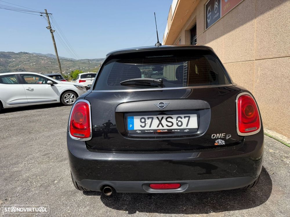 MINI 5 Portas One D - 13