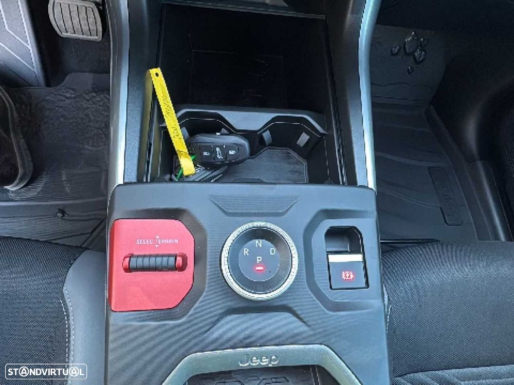 Jeep Compass - 16