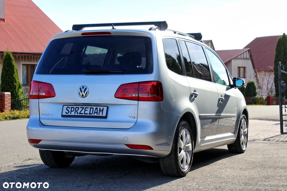 Volkswagen Touran 1.6 TDI DPF BlueMot Comfortline - 13