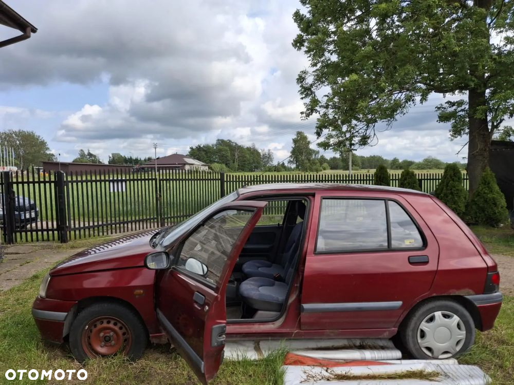 Renault 5 - 11