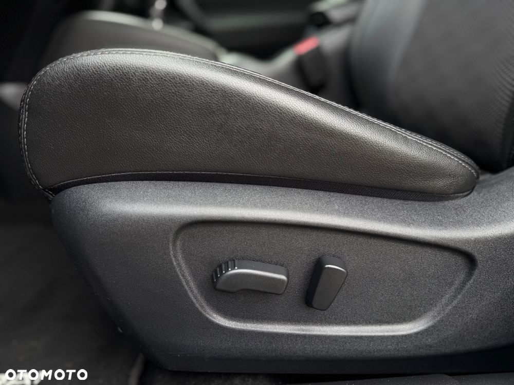 Nissan Qashqai 1.2 DIG-T Xtronic 360 - 29