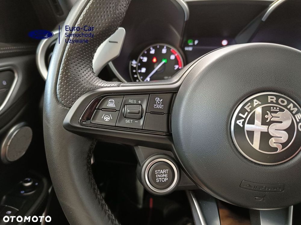 Alfa Romeo Giulia 2.0 Turbo Veloce Q4 - 18