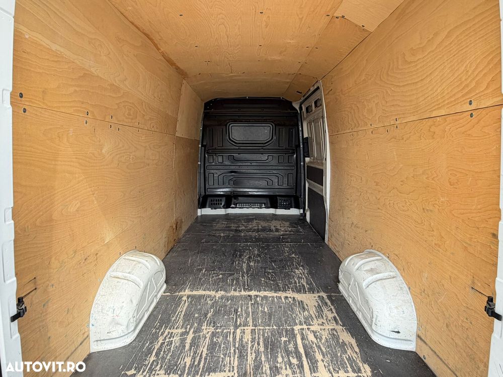 Volkswagen Crafter L4H3 LUNG - 20