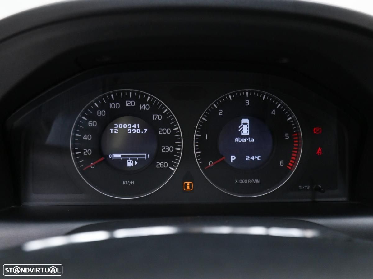 Volvo XC 60 - 18