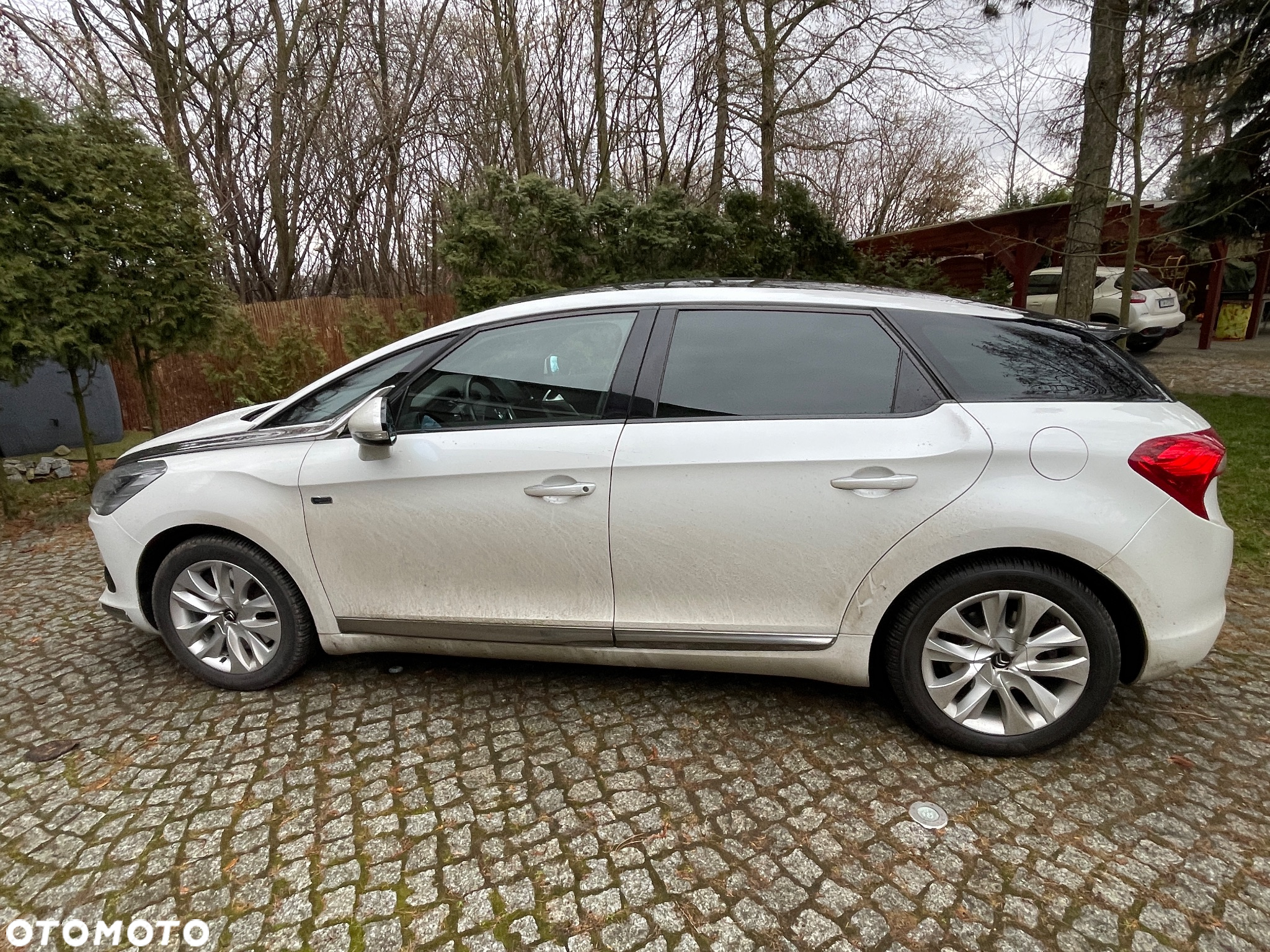 Citroën DS5 2.0 HDi Hybrid4 SportChic MCP - 2