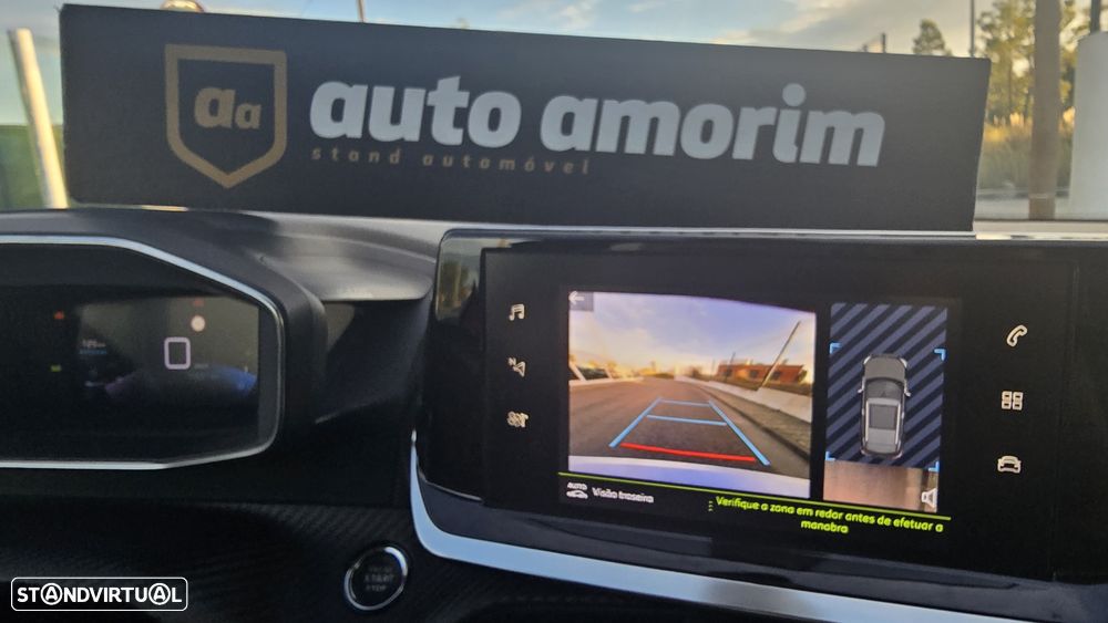 Peugeot 2008 1.2 PureTech Allure Pack - 30