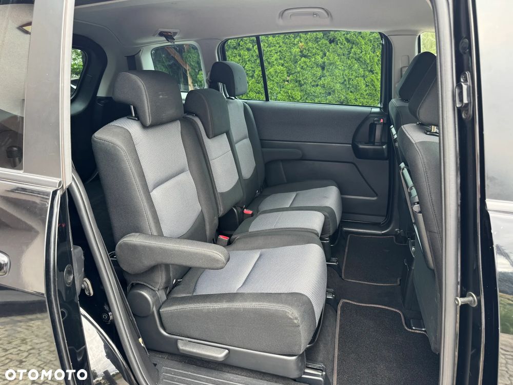 Mazda 5 2.0 Active - 32