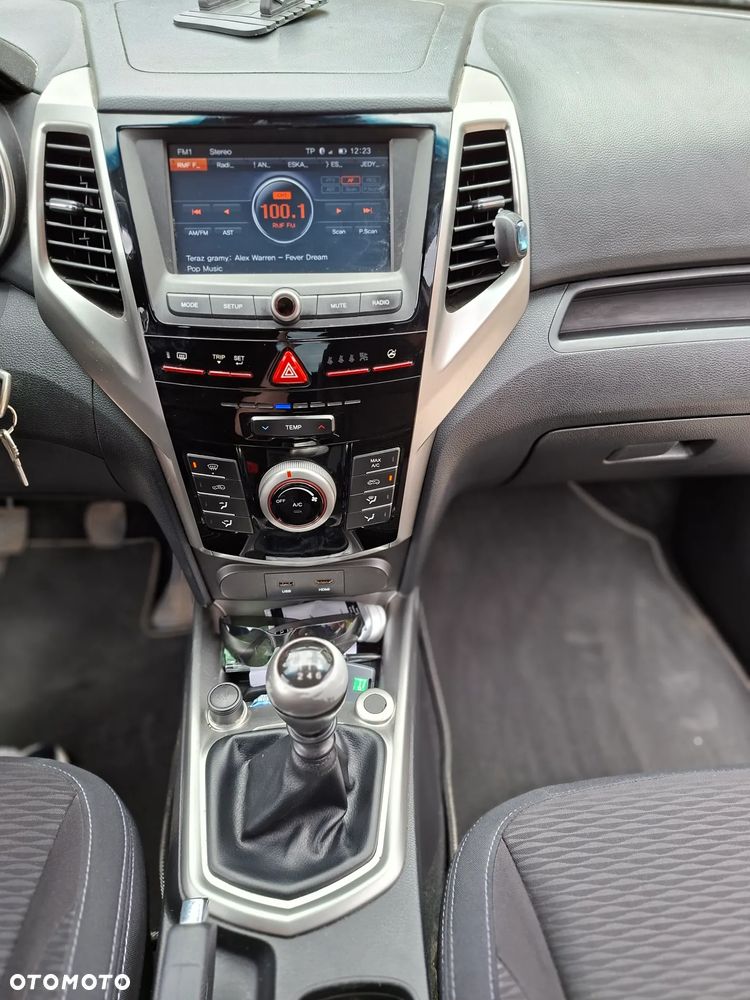 SsangYong/KGM Tivoli 1.6 Quartz - 20