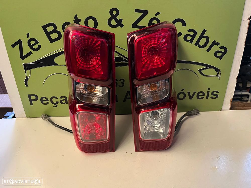 ISUZU D-MAX FAROLIM DIREITO ESQUERDO - FT473 - 1