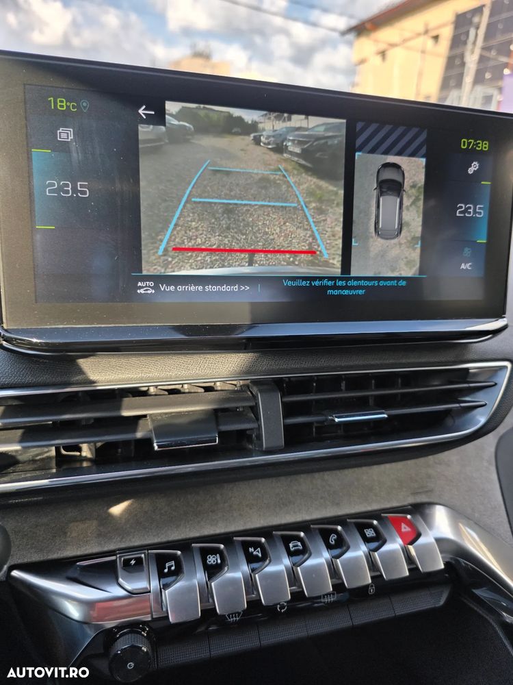 Peugeot 3008 PHEV 300 EAT8 4X4 GT - 25