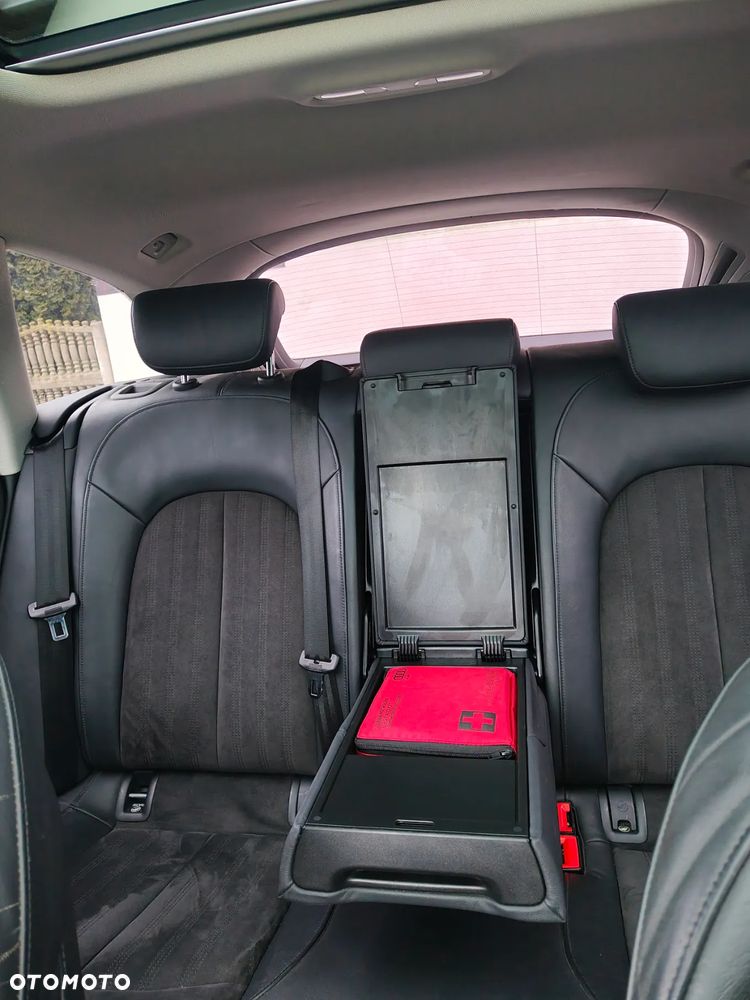 Audi A6 Avant 3.0 TDI quattro S tronic - 29