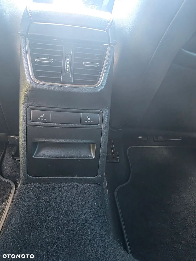 Skoda Octavia 2.0 TDI RS - 17