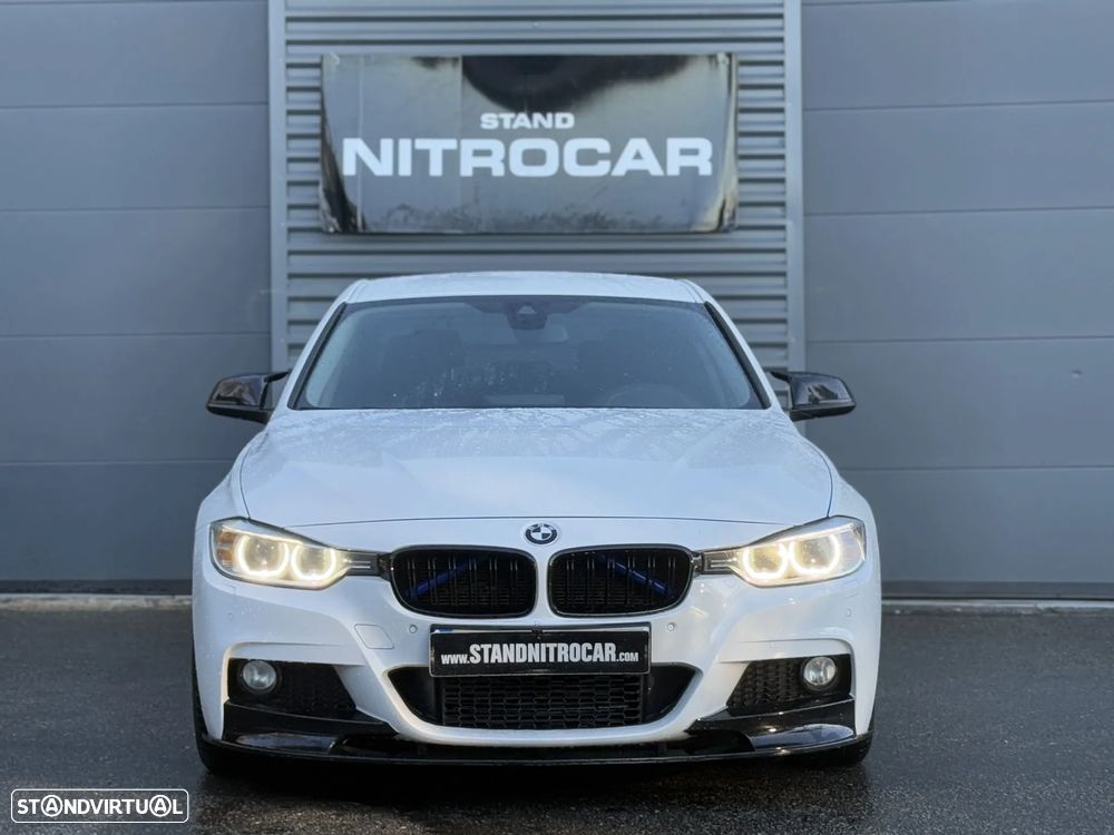 BMW 328 i Auto Pack M - 3