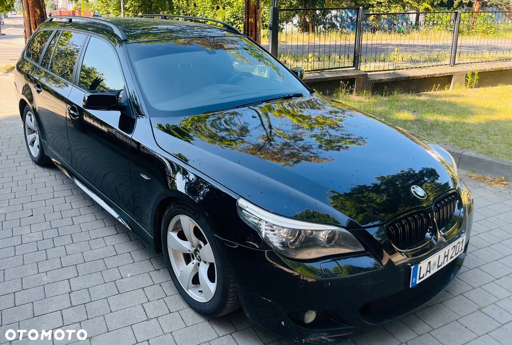 BMW Seria 5 525d Edition Sport - 2
