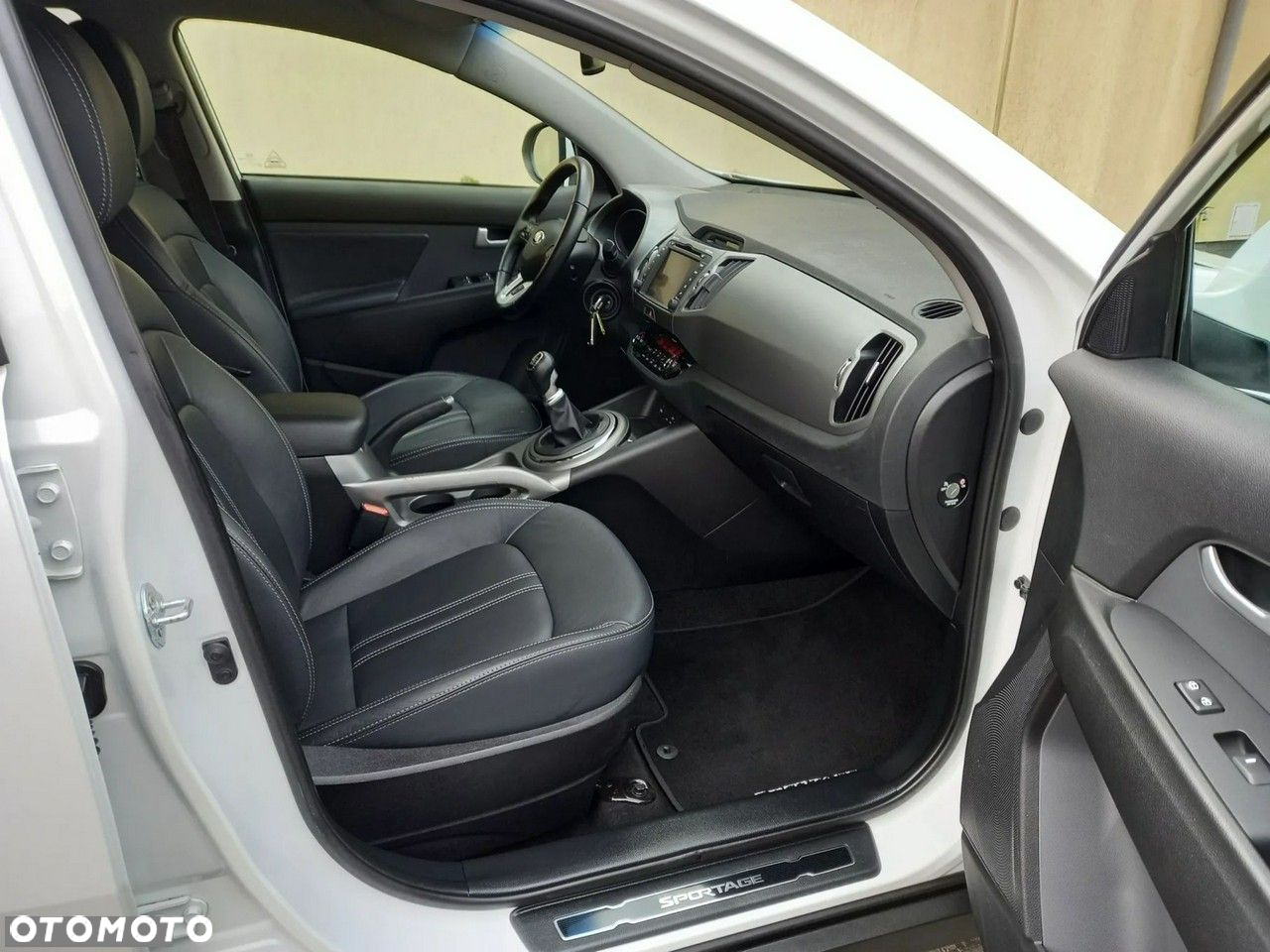 Kia Sportage 1.7 CRDI Business Line M 2WD - 17