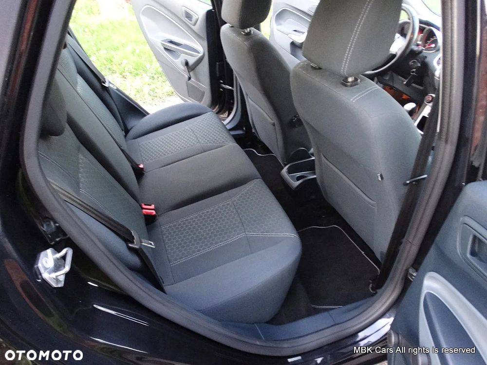 Ford Fiesta 1.25 Titanium X - 19