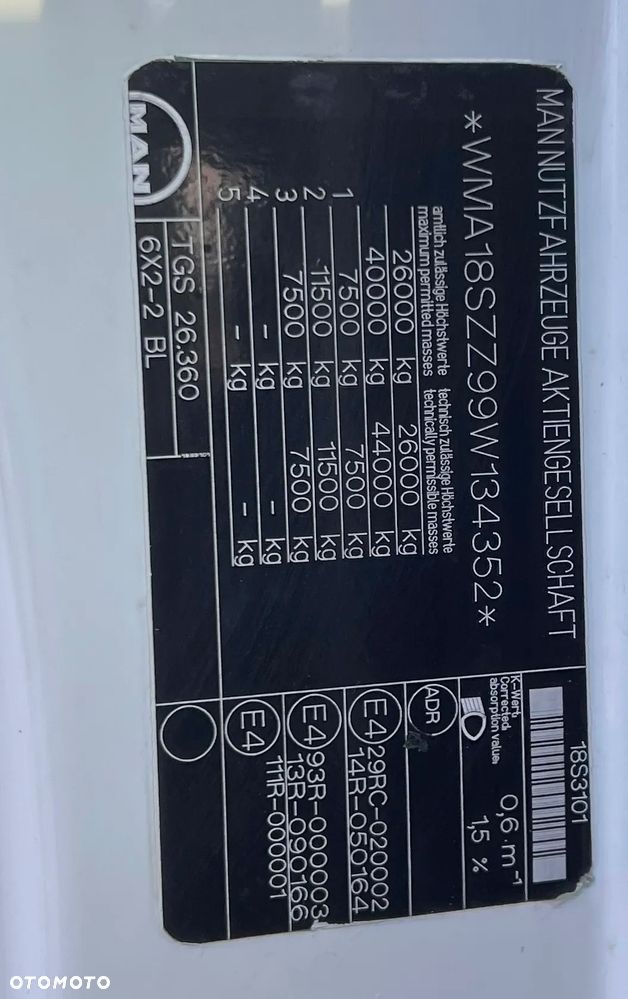 MAN TGS 26.360 cysterna benzyny - 15