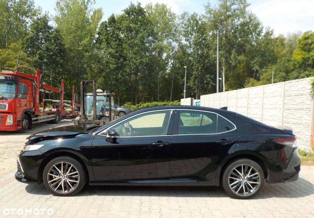 Toyota Camry - 9