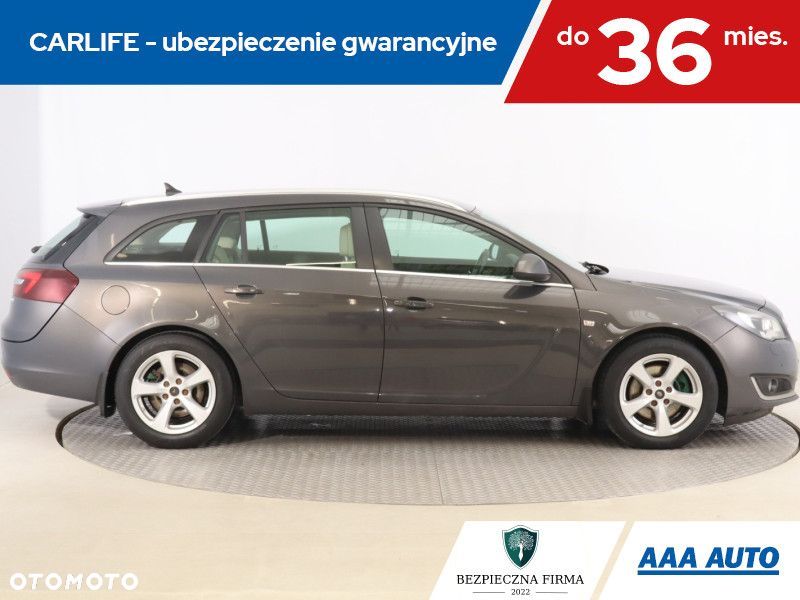 Opel Insignia - 8