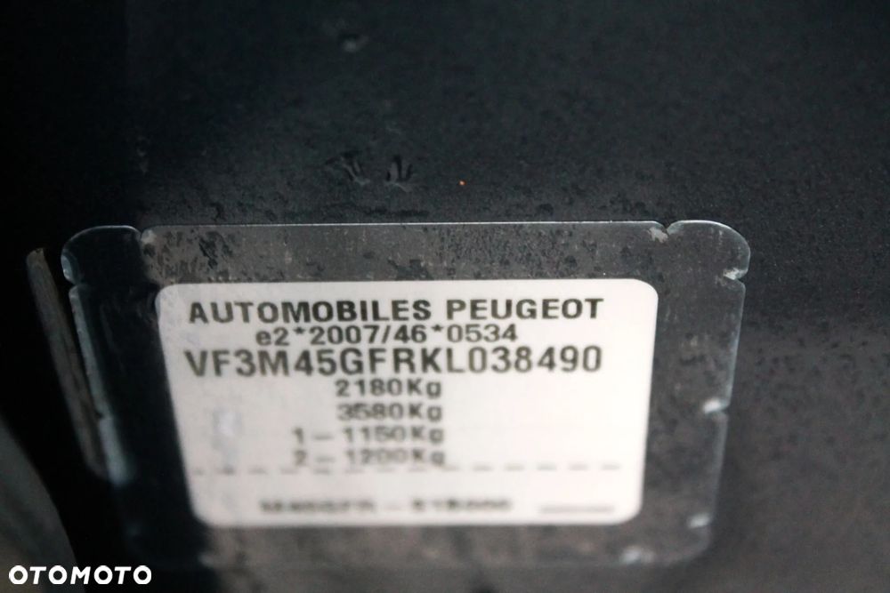 Peugeot 5008 1.6 PureTech GT Line S&S EAT8 - 8