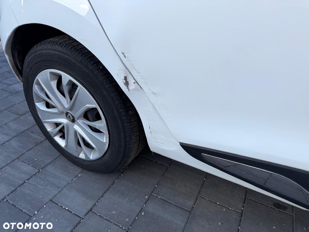 Renault Clio (Energy) TCe 90 Start & Stop INTENS - 23