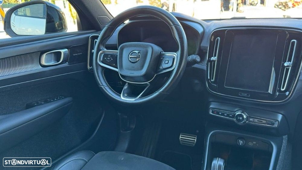 Volvo XC 40 Recharge Twin Core - 22