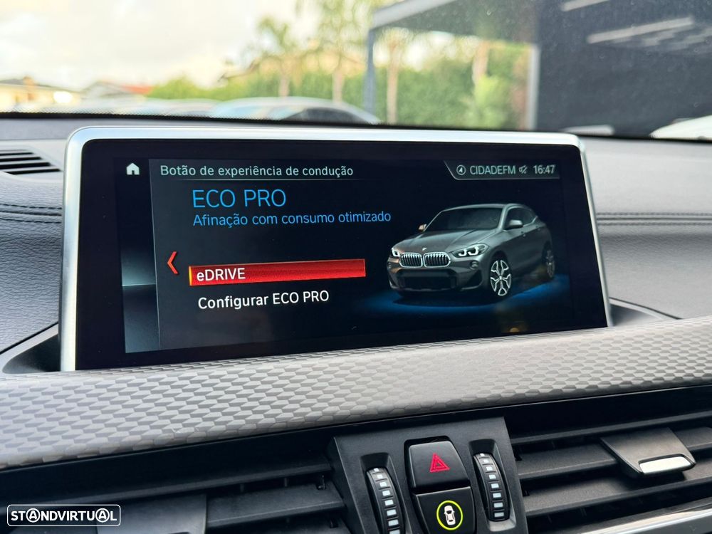 BMW X2 25 e xDrive Pack M - 53