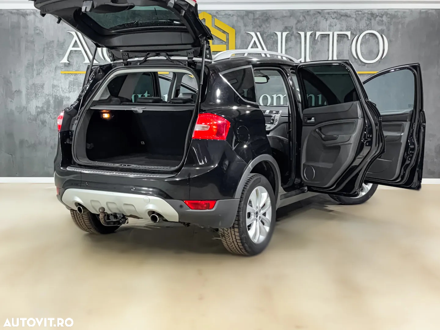 Ford Kuga - 18