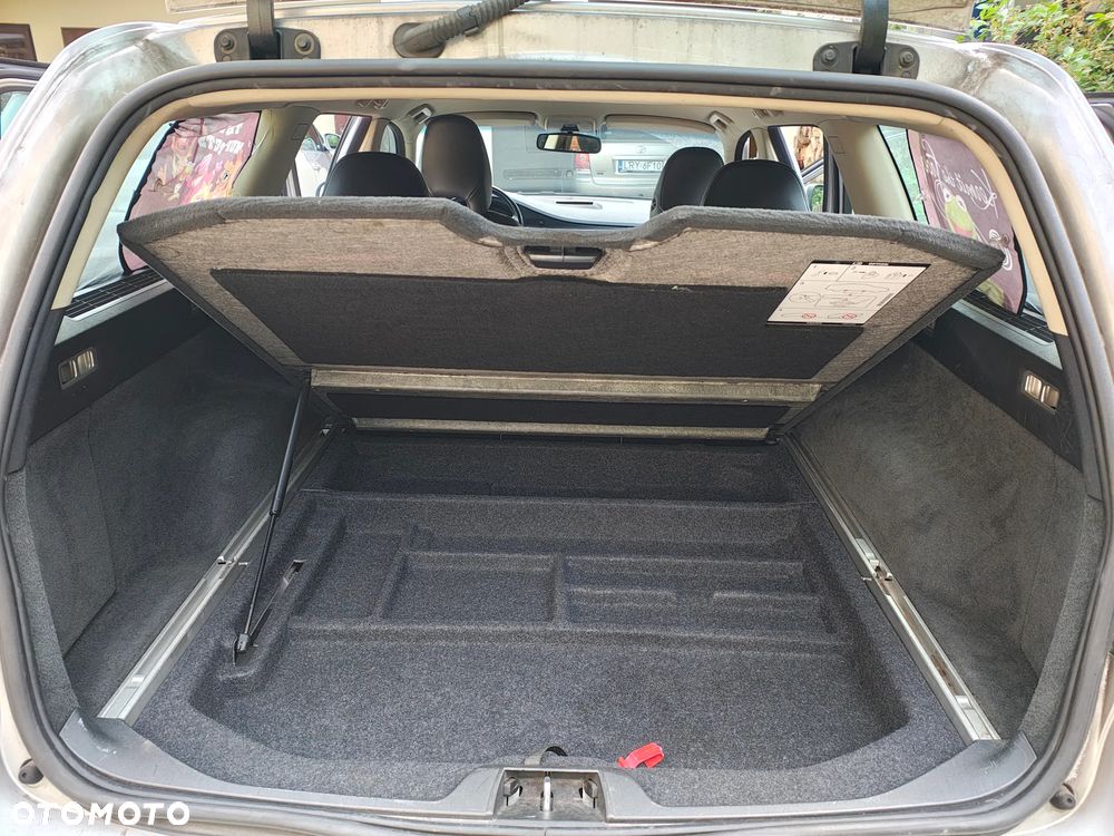 Volvo V70 2.0D Kinetic - 22