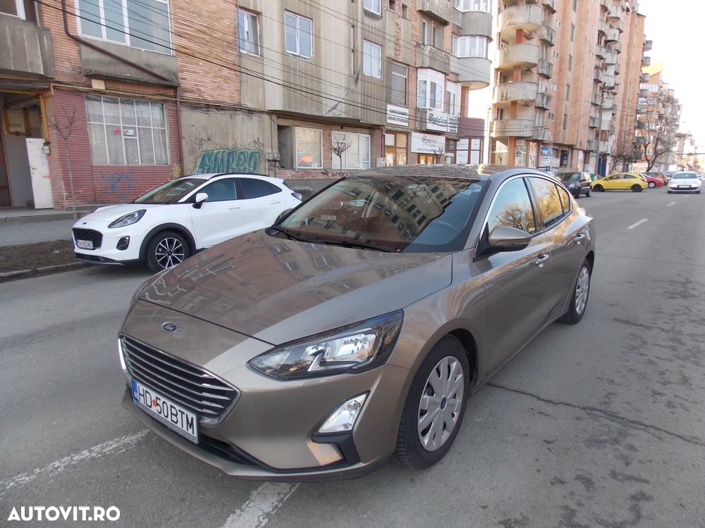 Ford Focus 1.0 EcoBoost Titanium - 1